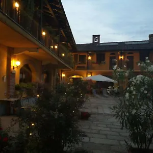 La Gaggianese Aparthotel